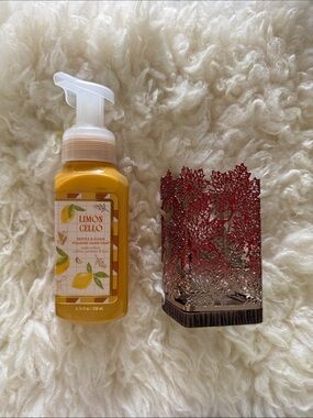 New BBW Limoncello Gentle Foaming Hand Soap & Holder